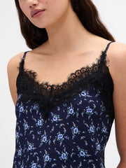 XS