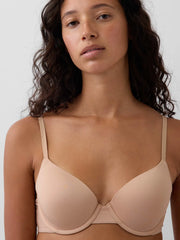 32 B