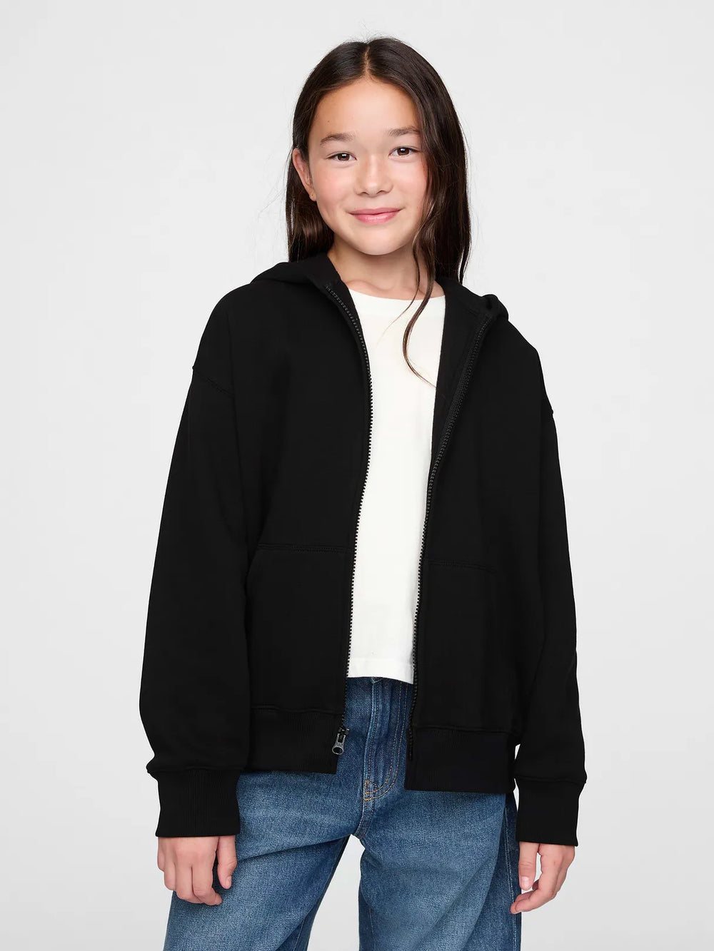 M (8)