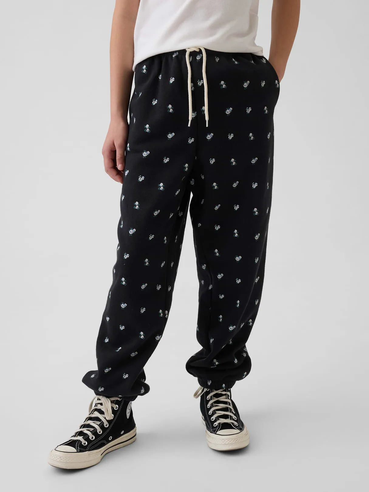 XL (12)