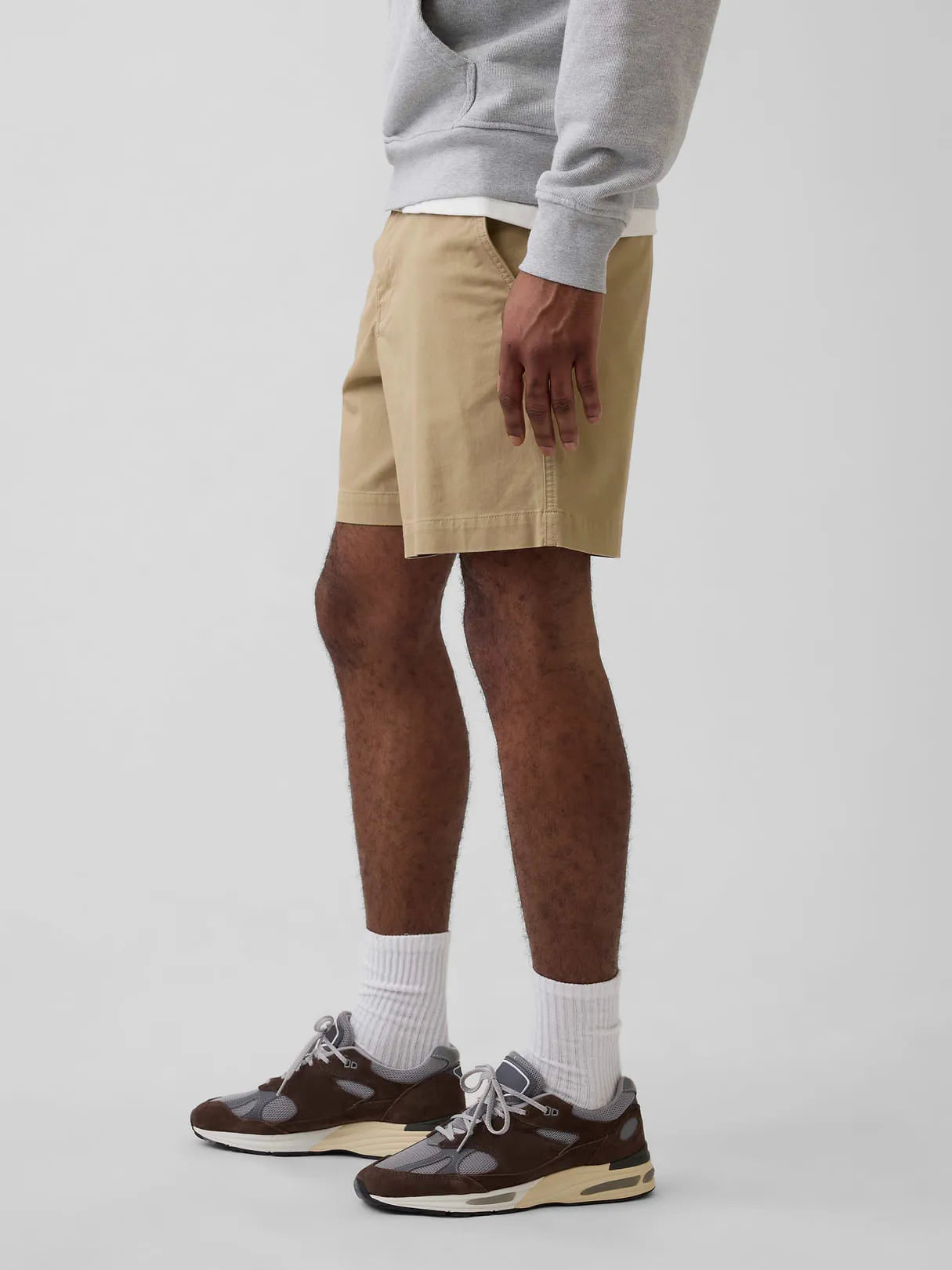 34W