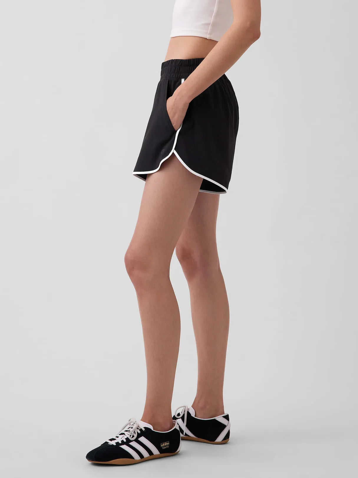 XS