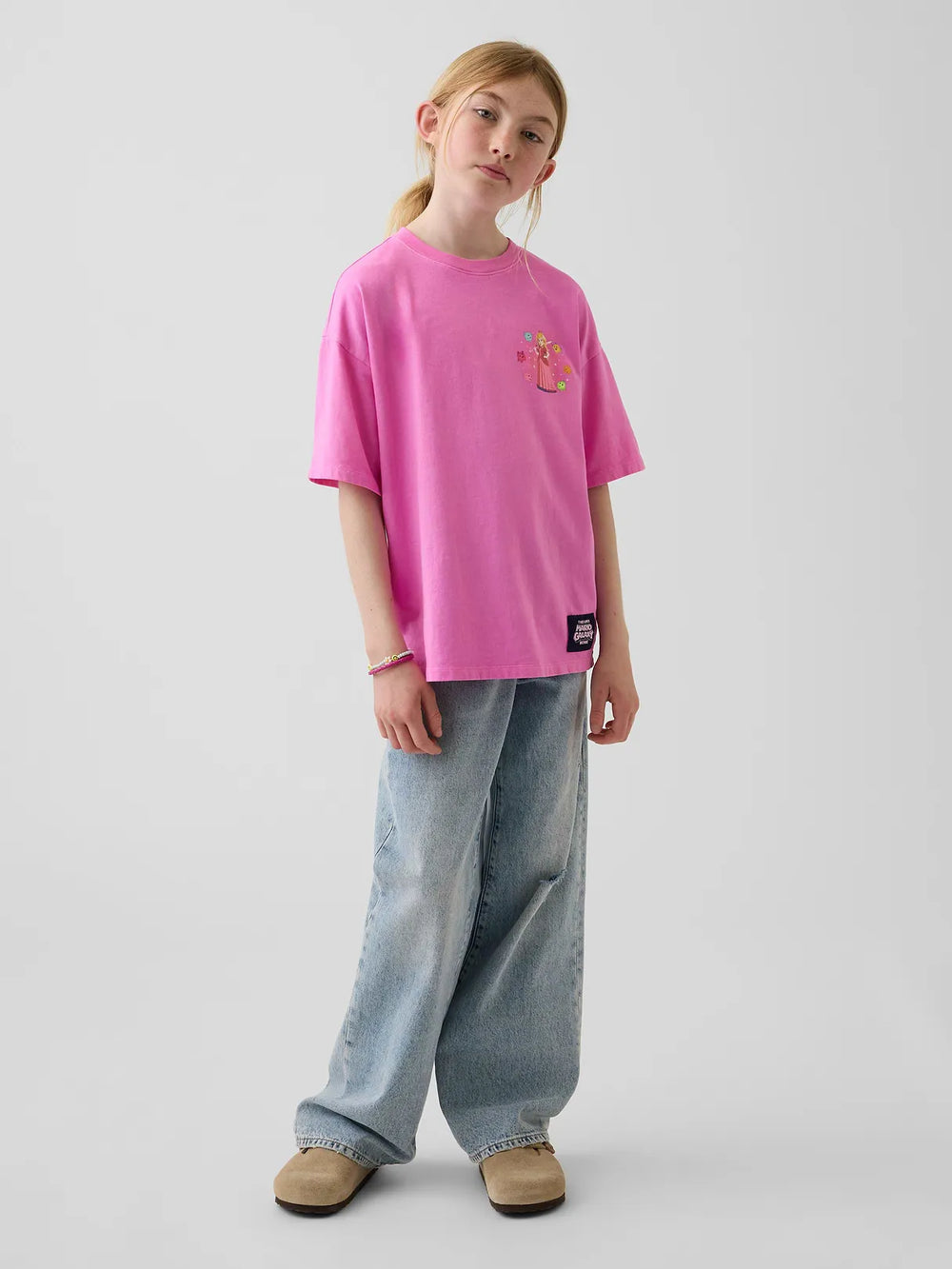 M (8)