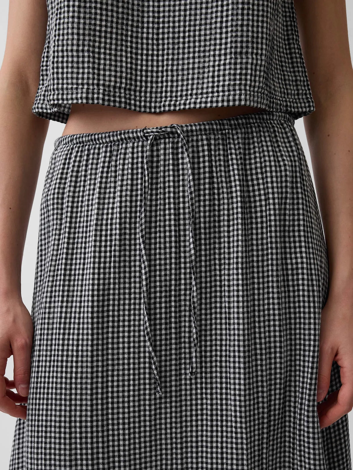 XS