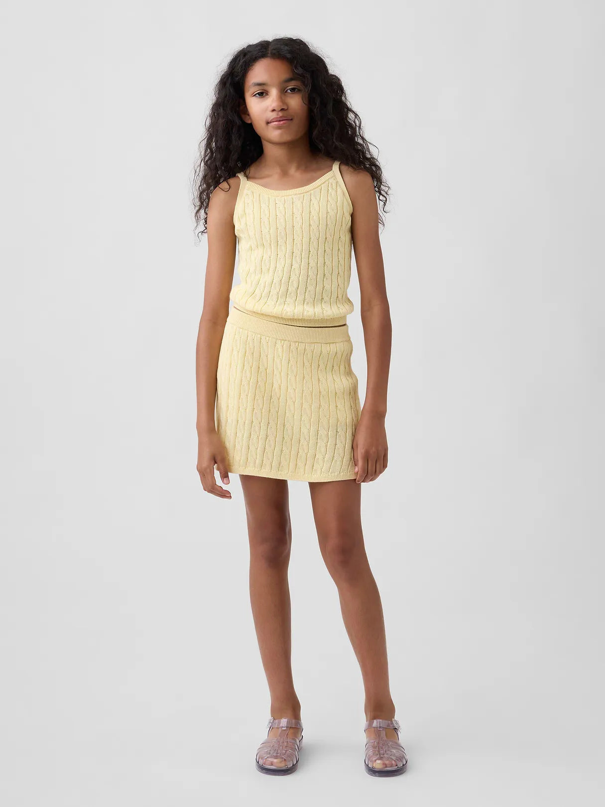 XL (12)