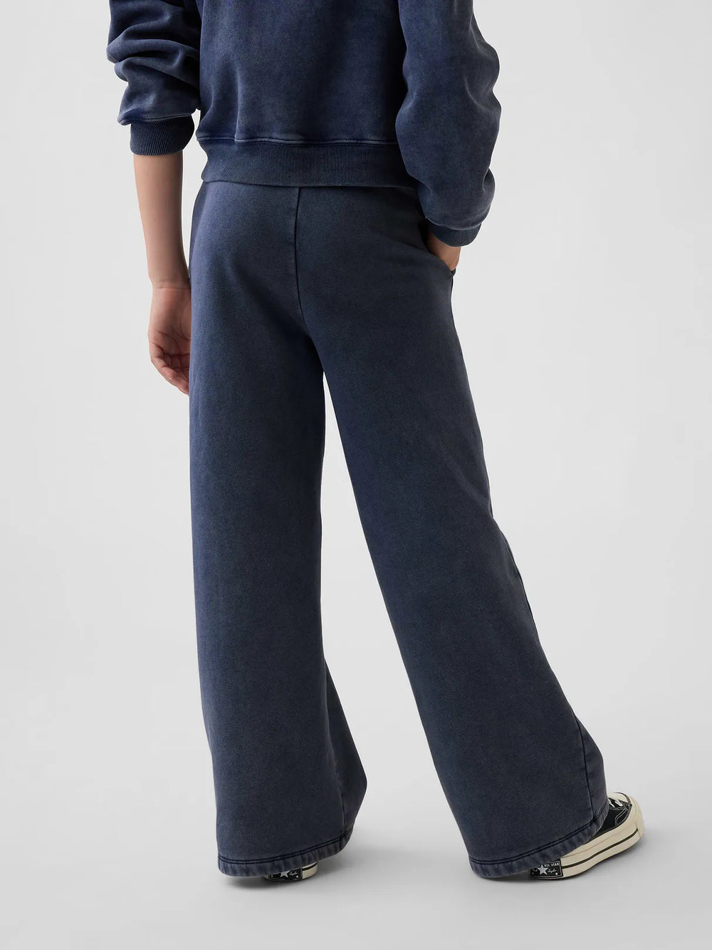 XL (12)