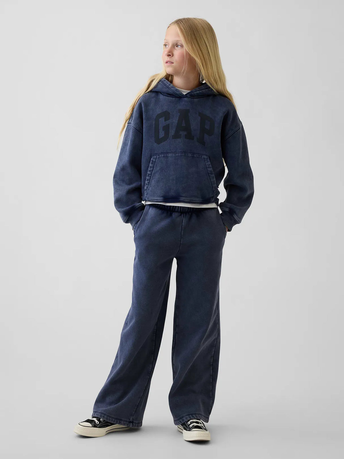 XL (12)