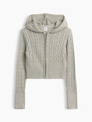 XL (12)