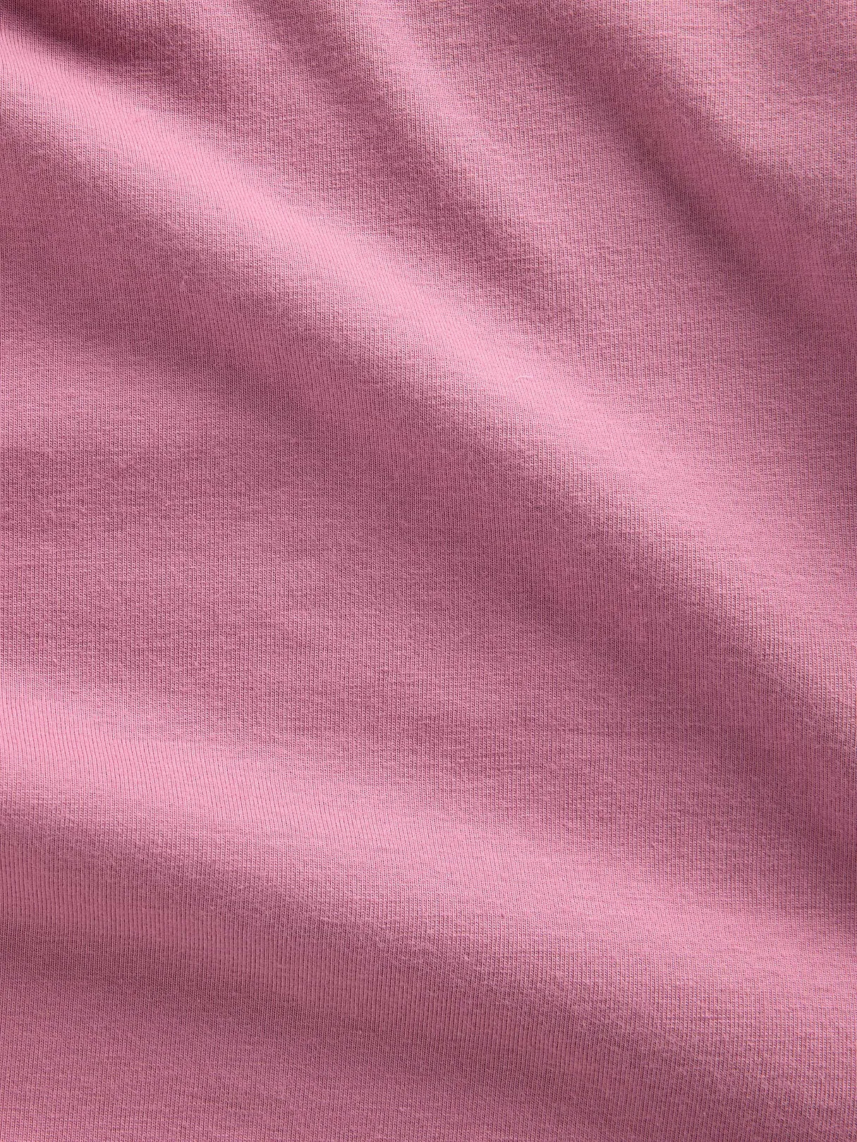 M (8)