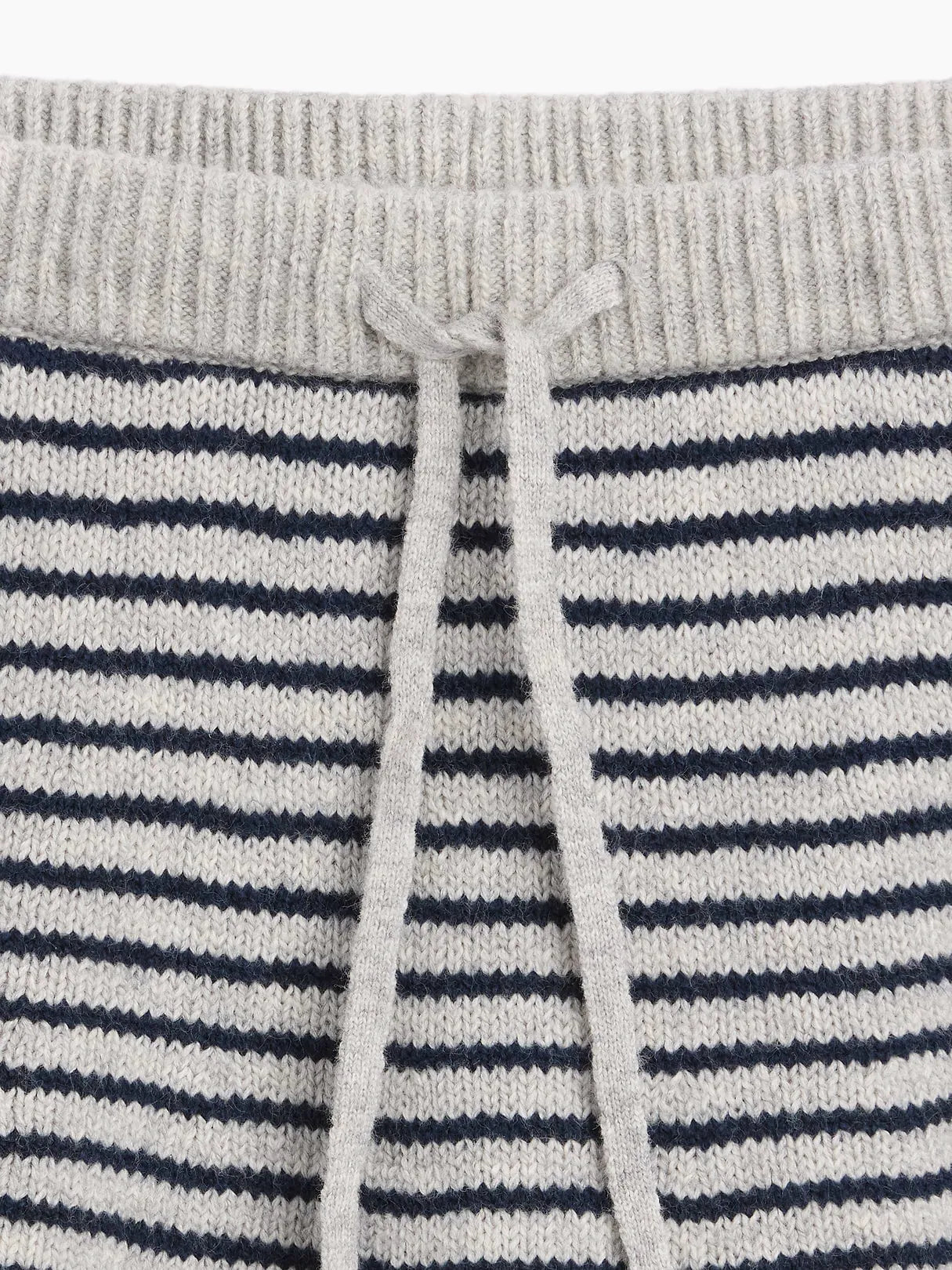 L (10)