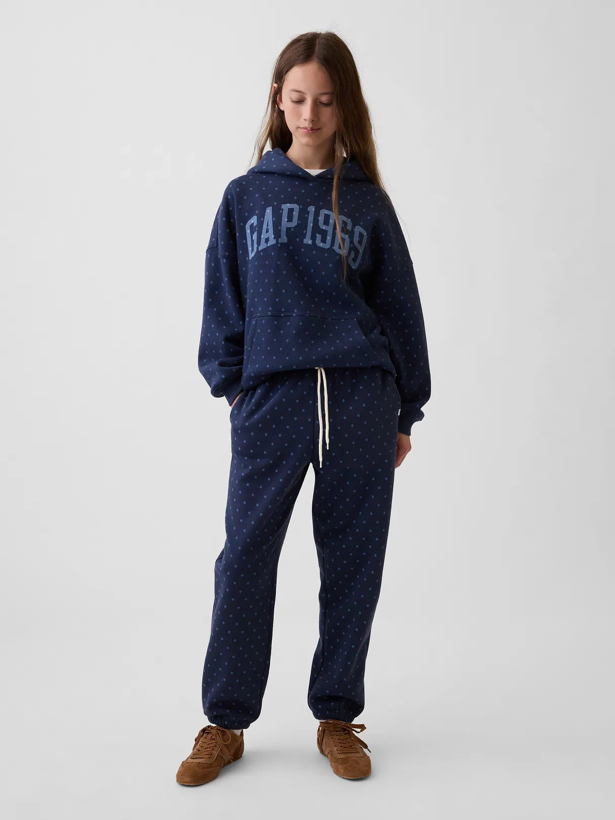 XL (12)